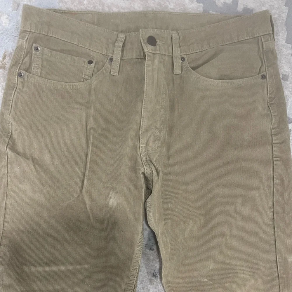Levi Corduroy Pants - Picture 3 of 7